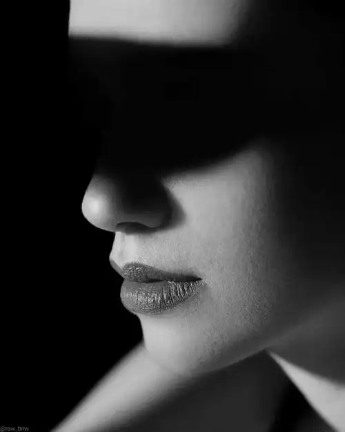 忧郁的黑白,伤感的诗篇