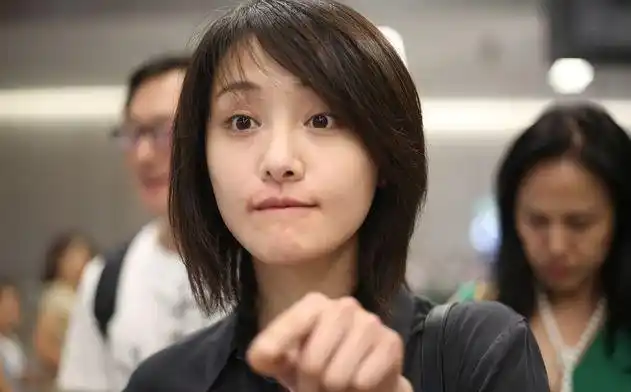 古力娜扎卸妆后,张钧甯卸妆后,郑爽卸妆后,网友:都不及她好看