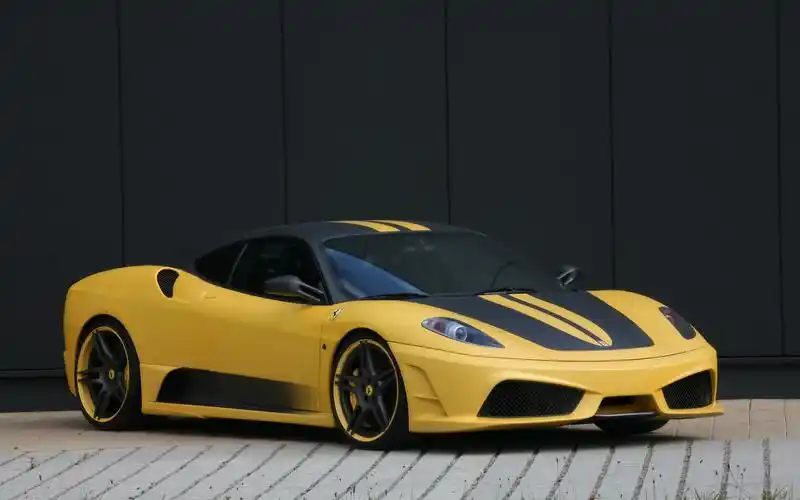 2010novitecrossoferrarif4法拉利跑车壁纸图片