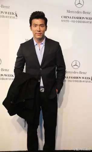 祺光异彩##黄少祺# 你具有强烈磁场,无法抗拒你吸引.