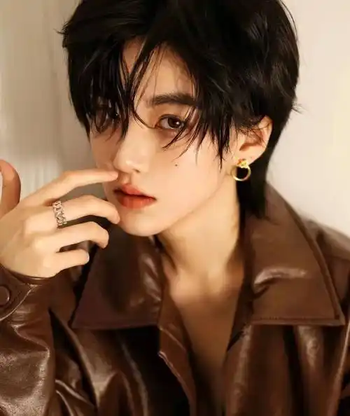 少年感日杂短发_高层次_feel_脸型