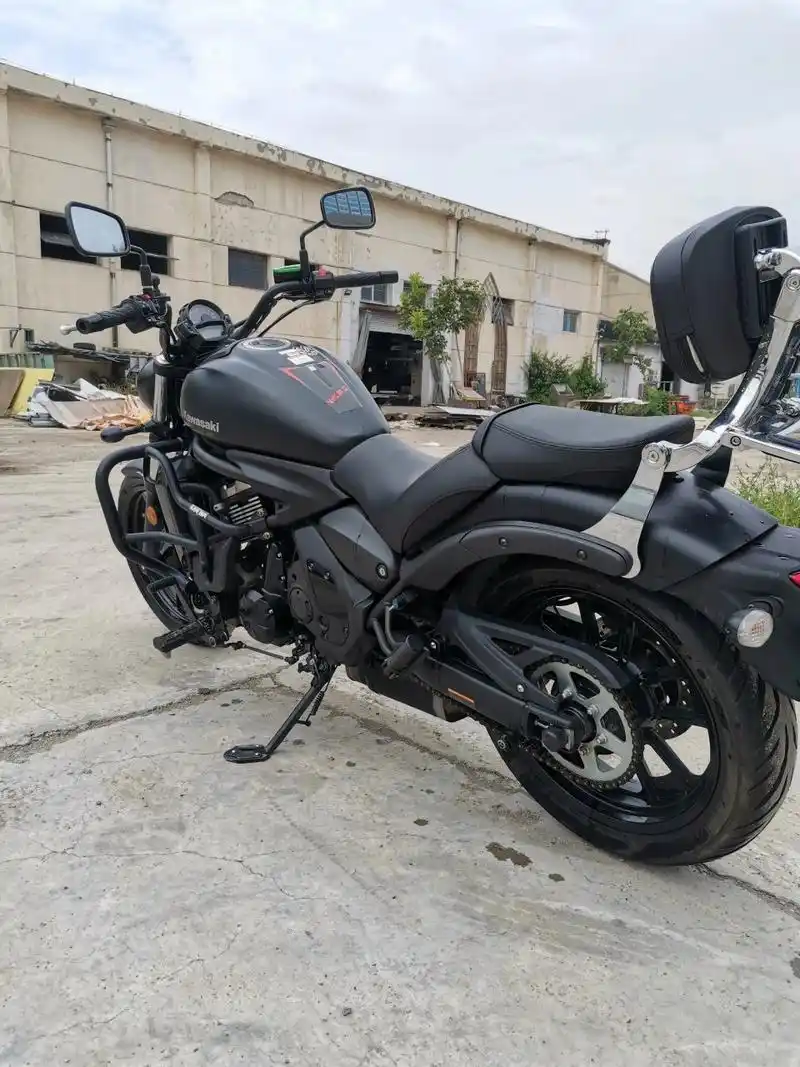 川崎小火神650 新到20年川崎小火神650 精品车况8000公里  国四电喷