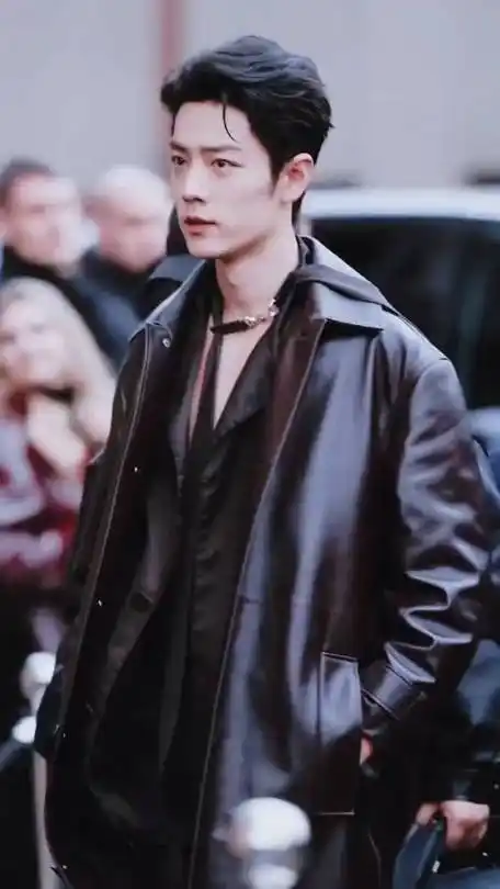 肖战发型 龙头##肖战米兰时装周