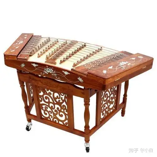 用木锤敲打的乐器是啥