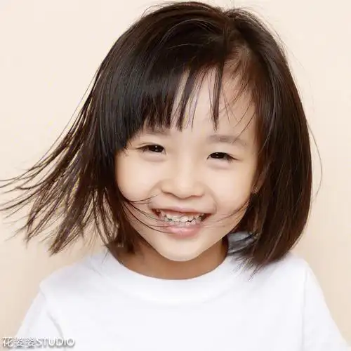 花婆婆大头照拍摄作品,动感肖像!#沈阳儿童摄影