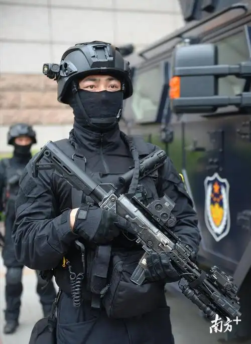 帅气威武!羊城突击队为世界航线发展大会保驾护航