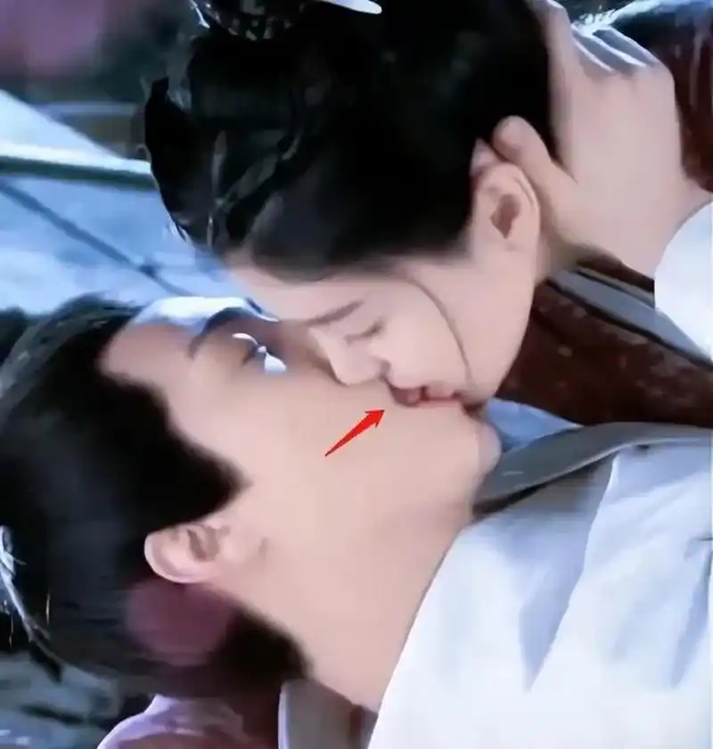 baby杨颖吻戏被男演员舌吻,尺度之大实属尴尬!