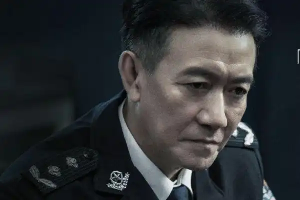 里通吃,而该剧显然就是一匹黑马,从这部电视剧在各个方面的优势来看