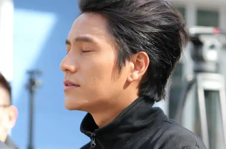 陈尊佑是谁生的陈坤儿子陈尊佑生母曝光陈坤儿子陈尊佑个人资料照片陈