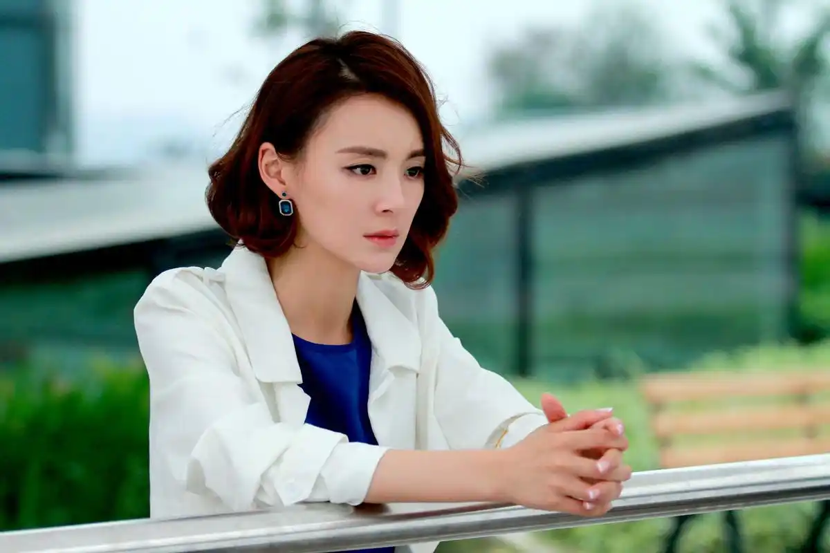 毛林林,原名毛林颖,1986年10月8日生于浙江省温州市,中国内地影视女