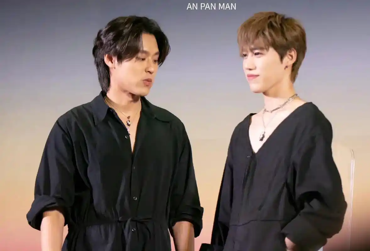 你眼睛看哪呢!直勾勾的! #bkpp #kinkr - 抖音