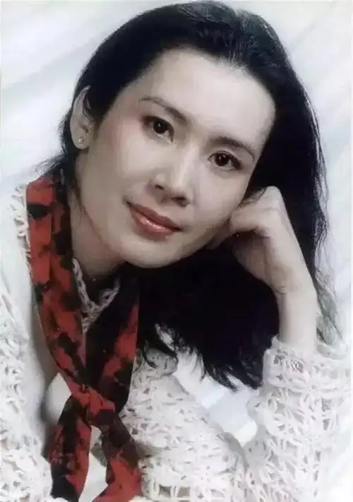 肖雄张伟欣张瑜赵静陈烨王馥荔陶慧敏朱琳宋春丽