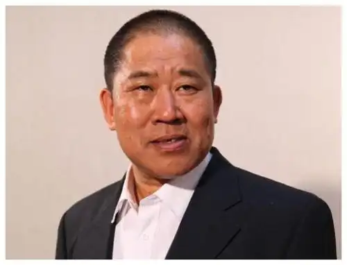 "坏人专业户"杜旭东女儿出嫁,杜金京长相像妈妈,女婿颜值超高