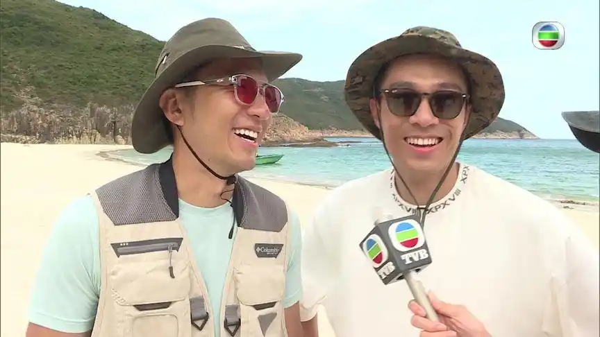 tvb【东张西望】两个小生去camping 袁伟豪周柏豪拍出男男真感情