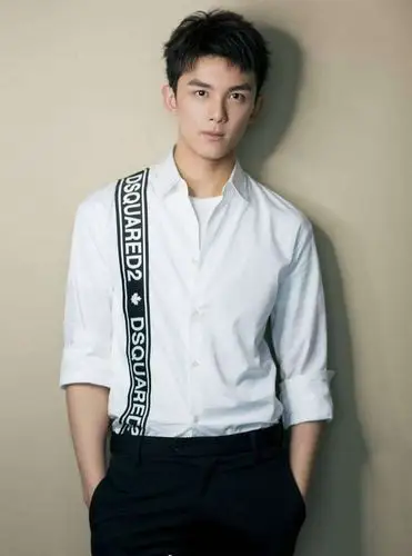 盘点男明星白衬衫图谁是你心中的白衬衫男神