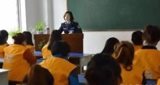 回顾:因虐女被判7年的燕志云出狱后,"恶心"的一幕还是出现了