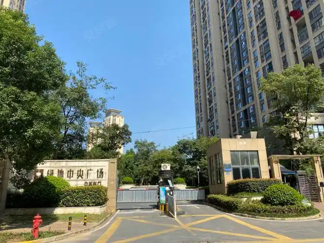 绿地中央广场d区