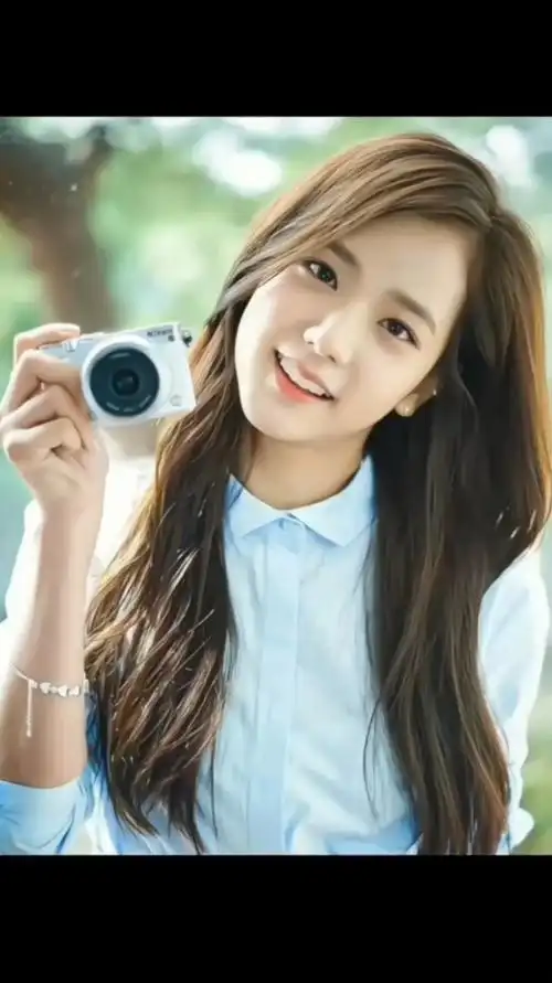 来看看早期的金智秀吧!