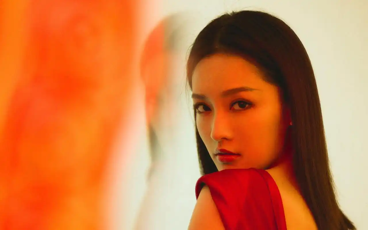 李沁性感礼服写真高清壁纸高清大图预览1920x1200_大陆明星下载_美桌