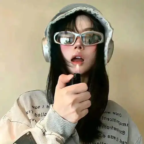 女头|黑色系wechat女生头像