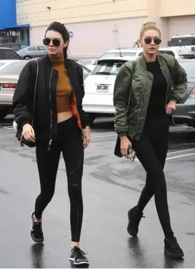 飞行夹克配什么裤子这些搭配值得一学