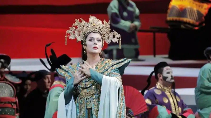 世界歌剧舞台上最闪耀的中国女人 |《图兰朵》首演纪念