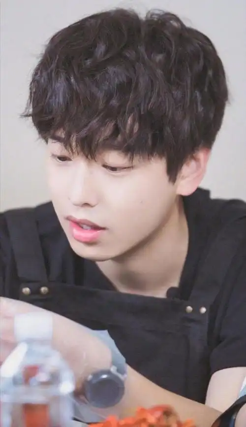 彭昱畅精选壁纸集