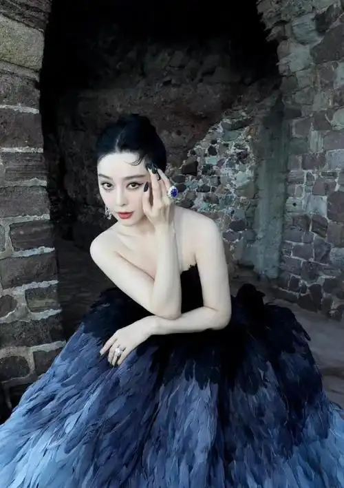 范冰冰在戛纳的最后一场红毯表演