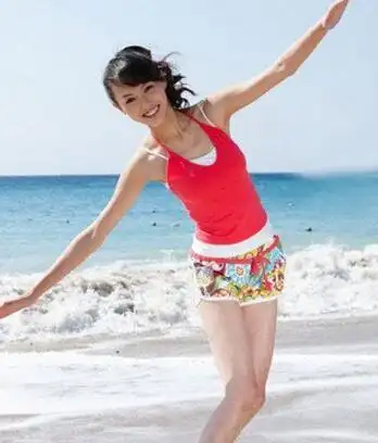 图唐嫣穿比基尼照曝光写真火爆惹人让人大跌眼镜