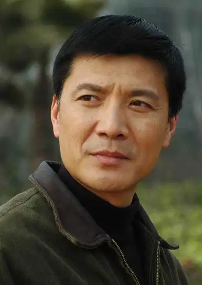 茹萍晒照庆祝与老公刘之冰结婚23周年 一家四口幸福温馨