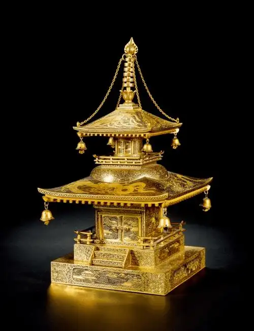 恭王府旧藏清宫珍宝与1500余件艺术珍品亮相北京鸿茂首拍