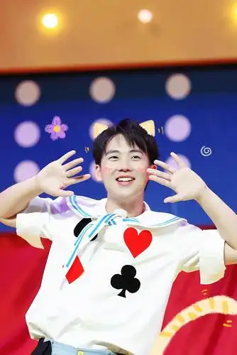 郭麒麟奔跑吧造型总结贴