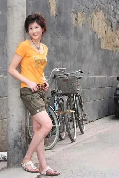 图文羽毛球女单美女新人朱琳清纯的邻家女孩