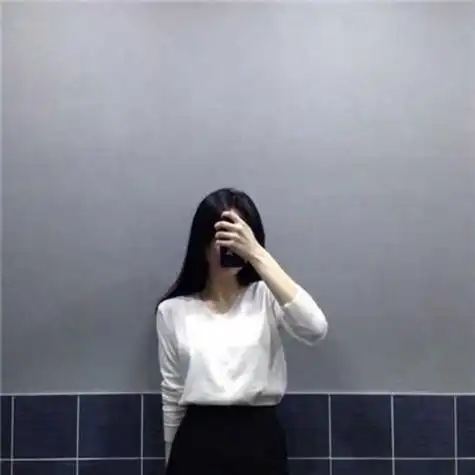 女生头像唯美黑白背影清新高冷全身长发短发背影韩系文艺