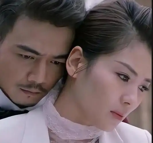 杨烁不顾央视警告,顶风索要天价片酬,耍大牌,还与刘涛传绯闻