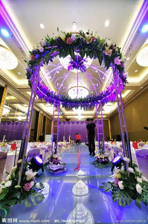 唯美的婚礼室内外现场布置!