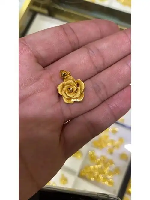玫瑰花黄金吊坠足金
