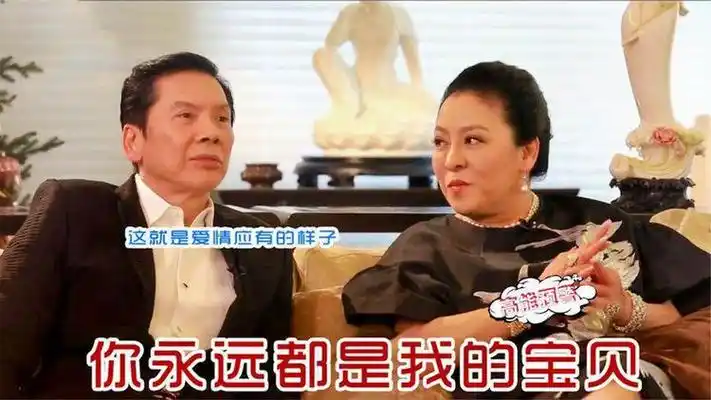 向华强陈岚日常恩爱合集:相伴39年仍与老公以宝贝相称,羡慕了