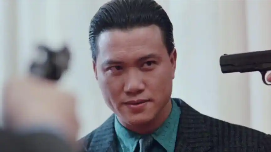 盘点万梓良霸气场面,老大要干掉自己,一个眼神瞬间反杀