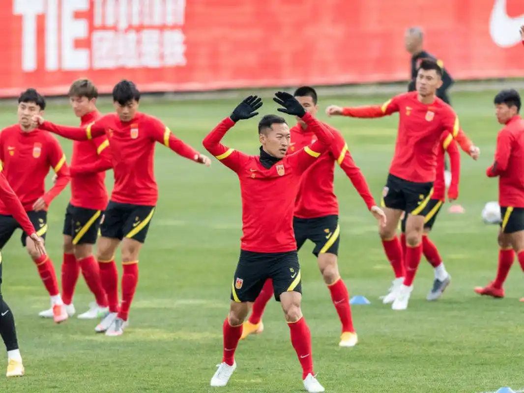 3月21日中国国家男子足球队在上海开始了新一期的集训