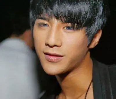 姜潮个人资料整容 姜潮整容前后对比照片(2)_5d明星网