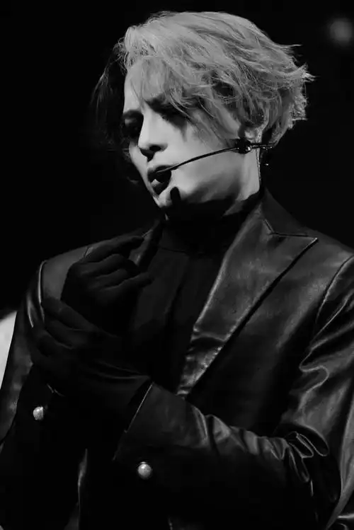 ns 推t更新@王嘉尔相关更多上海站高清图请查收〔06:jt〕#王嘉尔