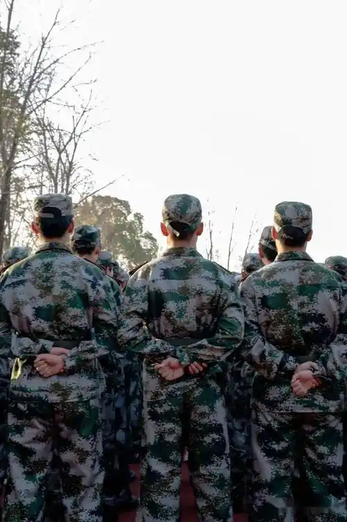 多图预警!点击看snuters的"军训式儿"!_训练_校园_青年人