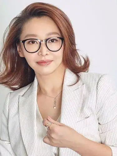 刘天池演员应成为一个生动体而非漂亮体