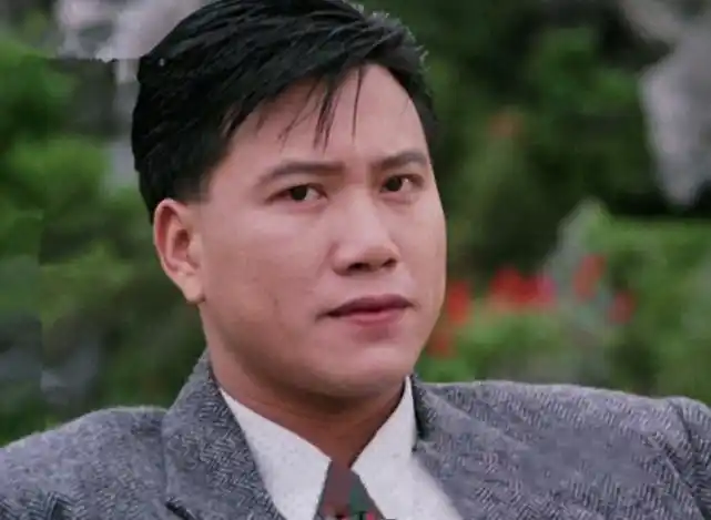 万梓良娶小16岁空姐为妻晚年频频商演捞金一顿饭消费几万元