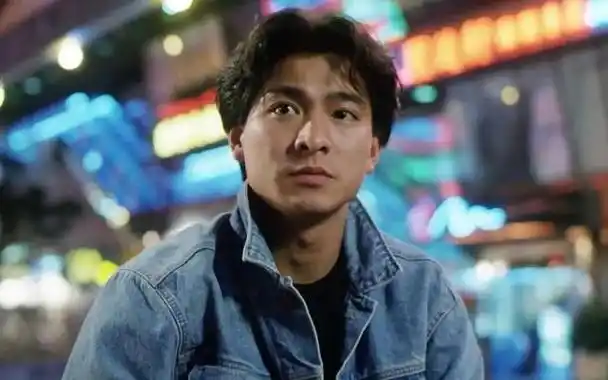 《天若有情》是一部由陈木胜执导,杜琪峰监制的电影,以刘德华,吴倩莲