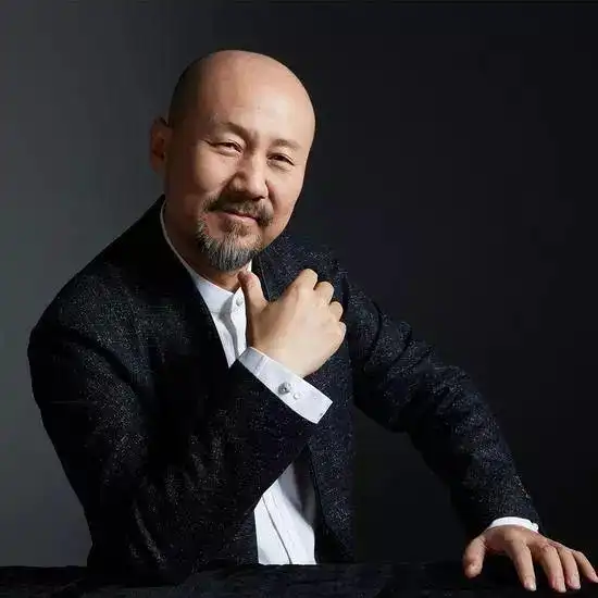 腾格尔女儿离世悲伤退出歌坛别再吝啬给孩子的爱