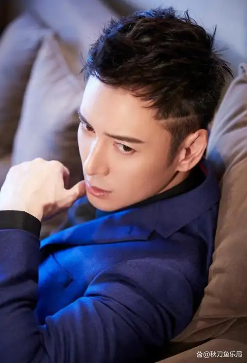 坚持与梦想,韩栋:从工科男到演艺界的璀璨之路