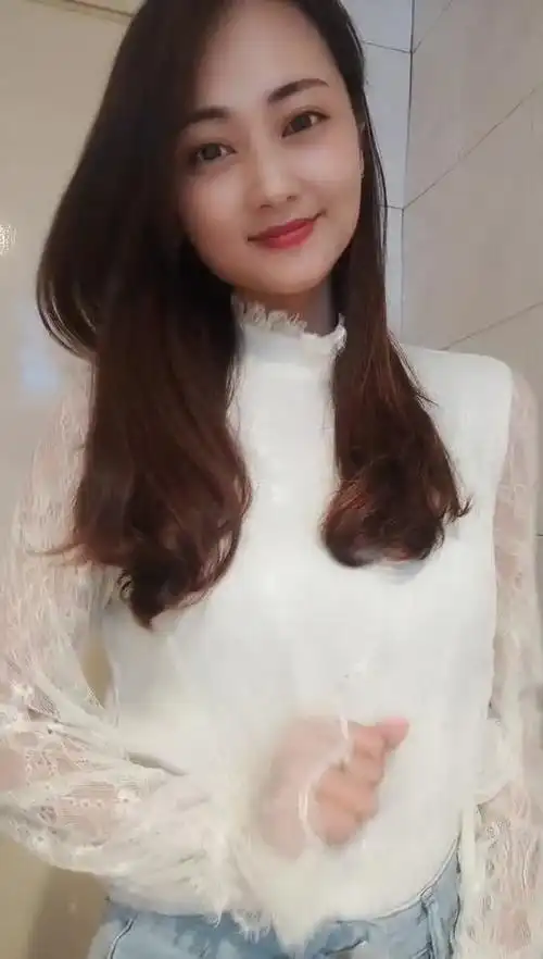 我是安徽的姑娘,安徽生来安徽长,虽然长得不够漂亮,但是内心很善良