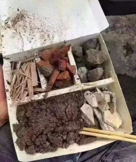 用一句话证明自己很穷,感觉每个都戳中了我-搞笑频道-手机搜狐